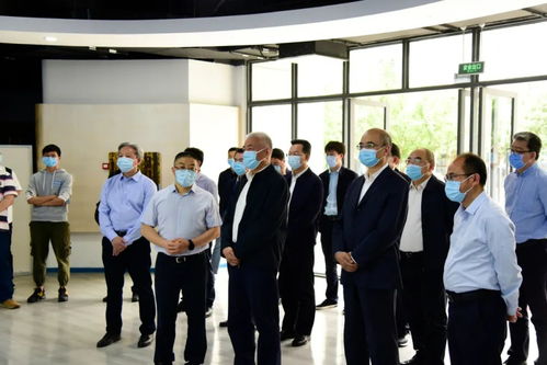 科技部党组书记 部长王志刚调研电子科技大学